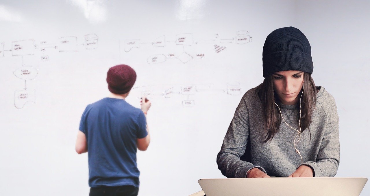 阿里云国际站实名账号：职校家园app详情下载教程