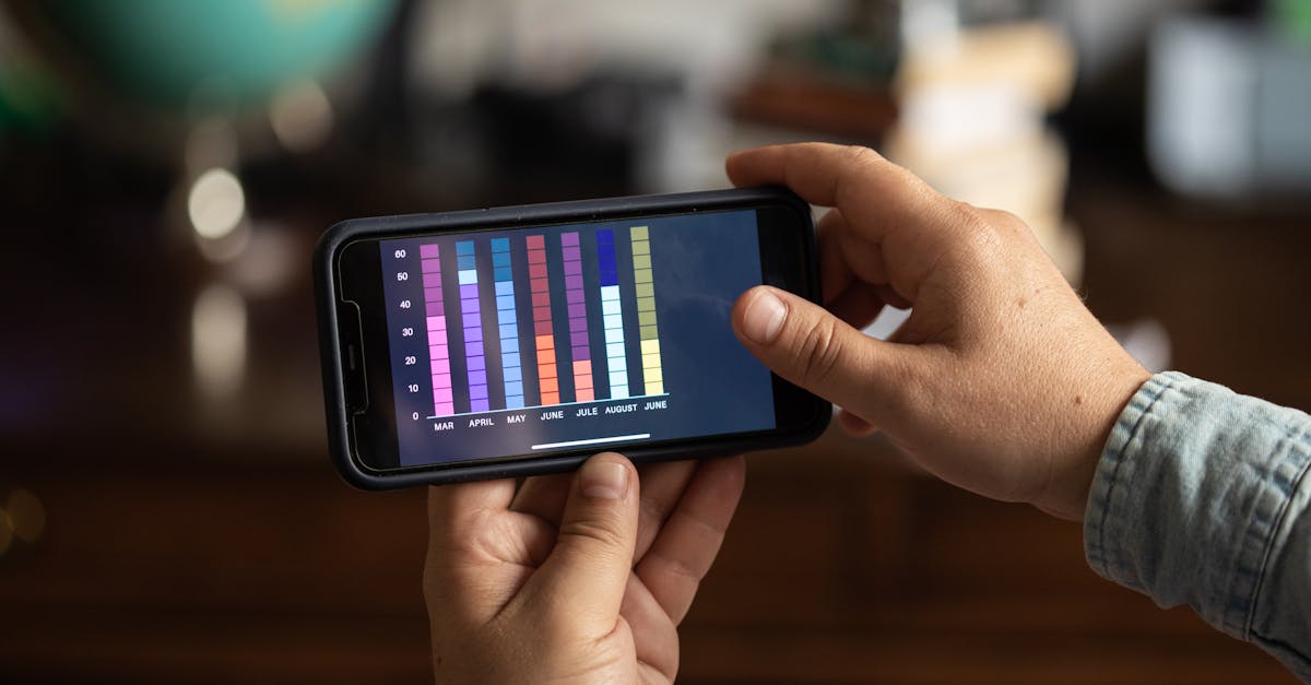 多人游戏的双重压力：避免成为技术支持制作者与用户 